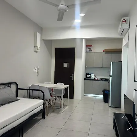 Meritus Seaview Apartment